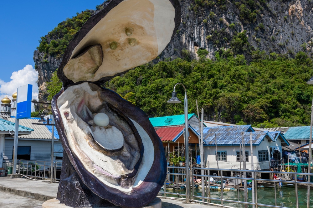 จุดเช็คอินลานหอยมุกเกาะปันหยี